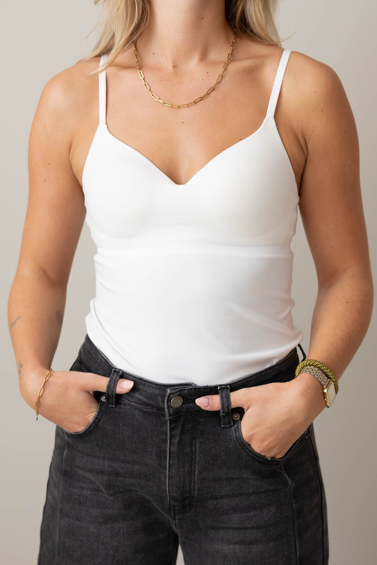 Cleo cami top in White – detail