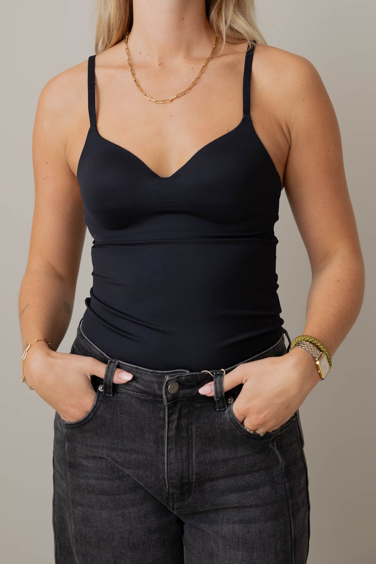 Cleo – detail